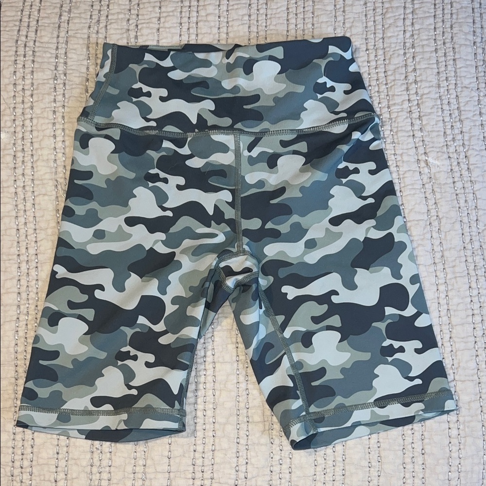 Spiritual Gangster Camo Print Biker Shorts